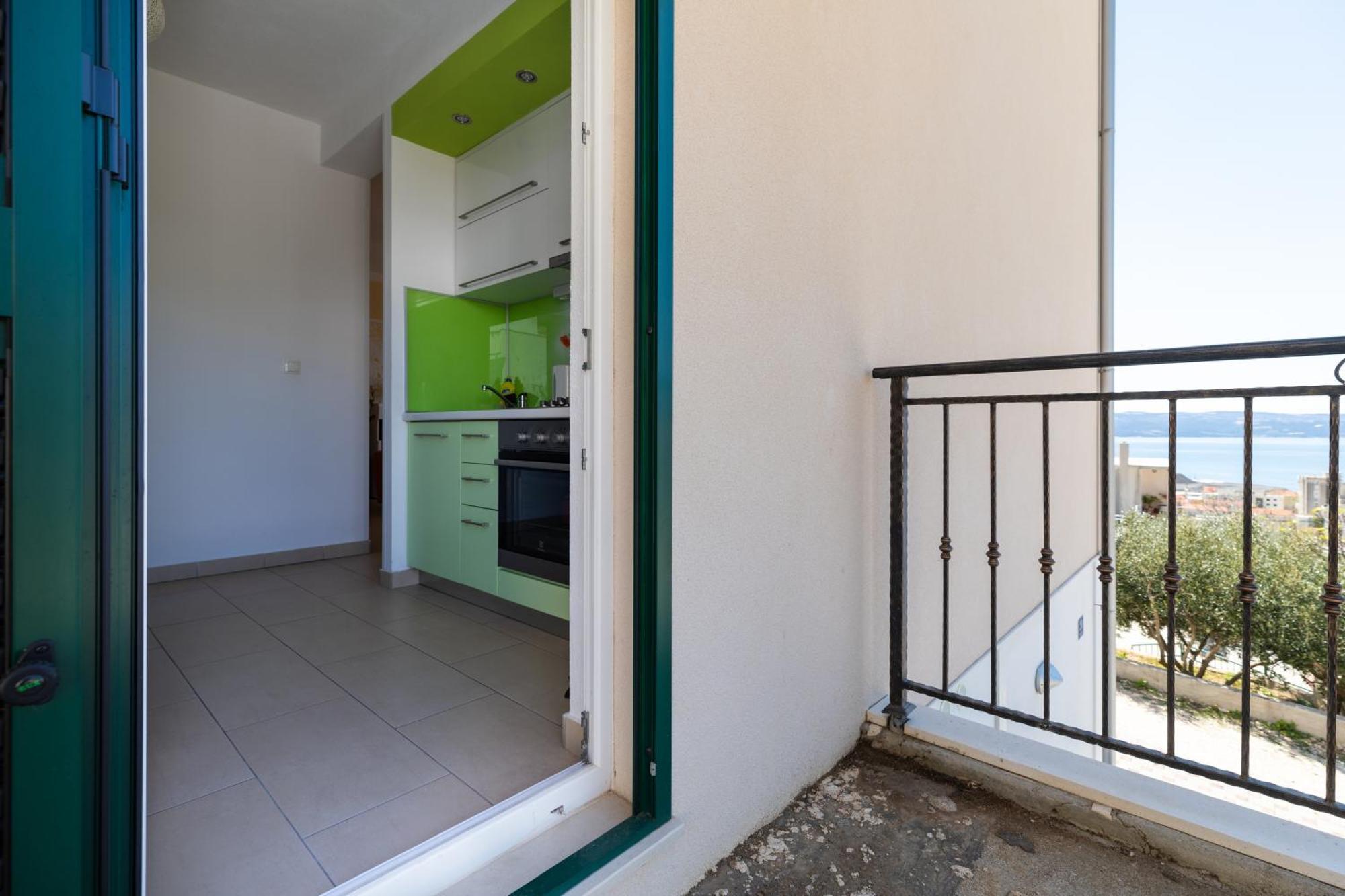 Apartments With A Parking Space Dugi Rat, Omis - 19516 Oda fotoğraf