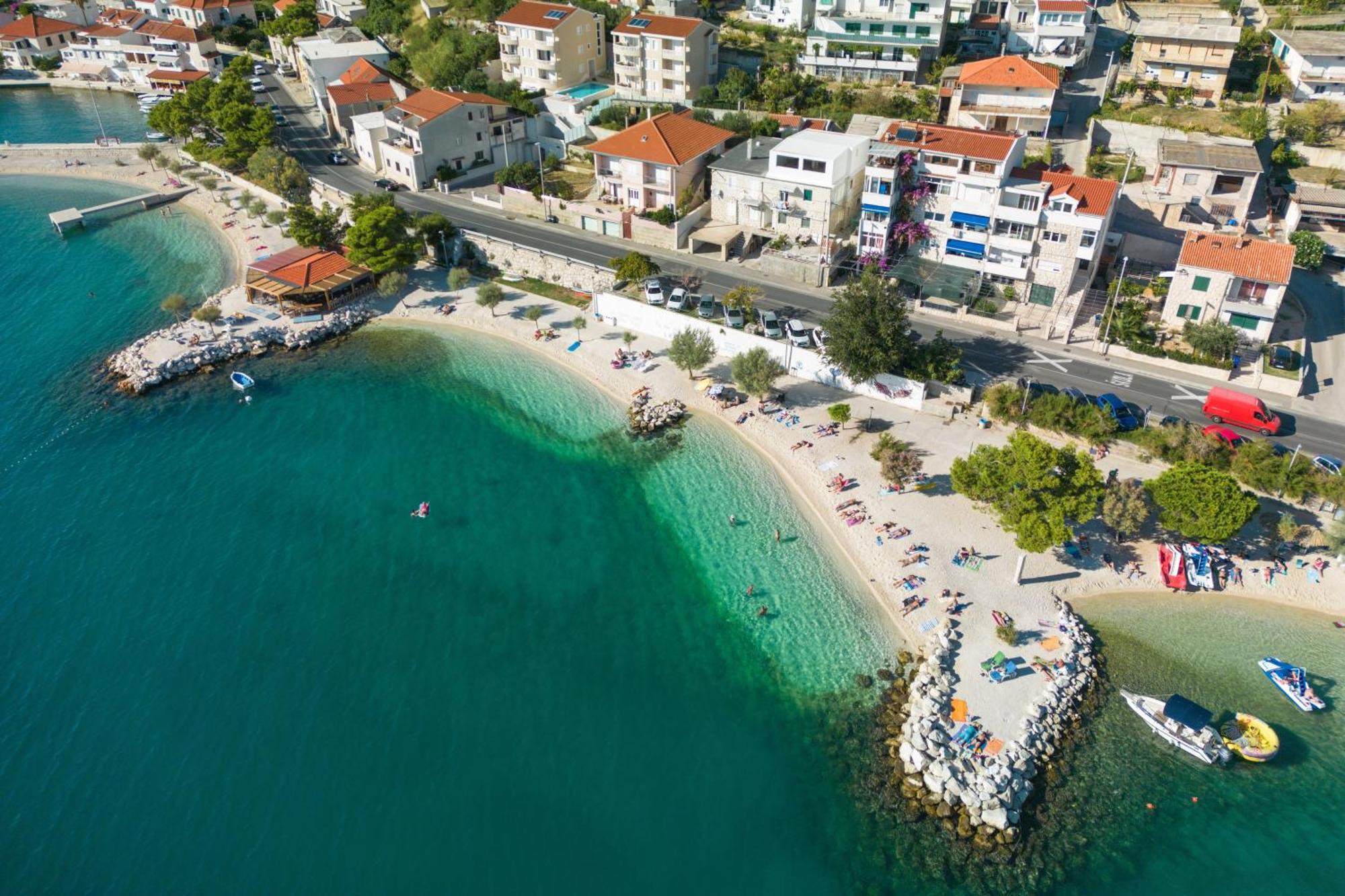 Apartments With A Parking Space Dugi Rat, Omis - 19516 Dış mekan fotoğraf